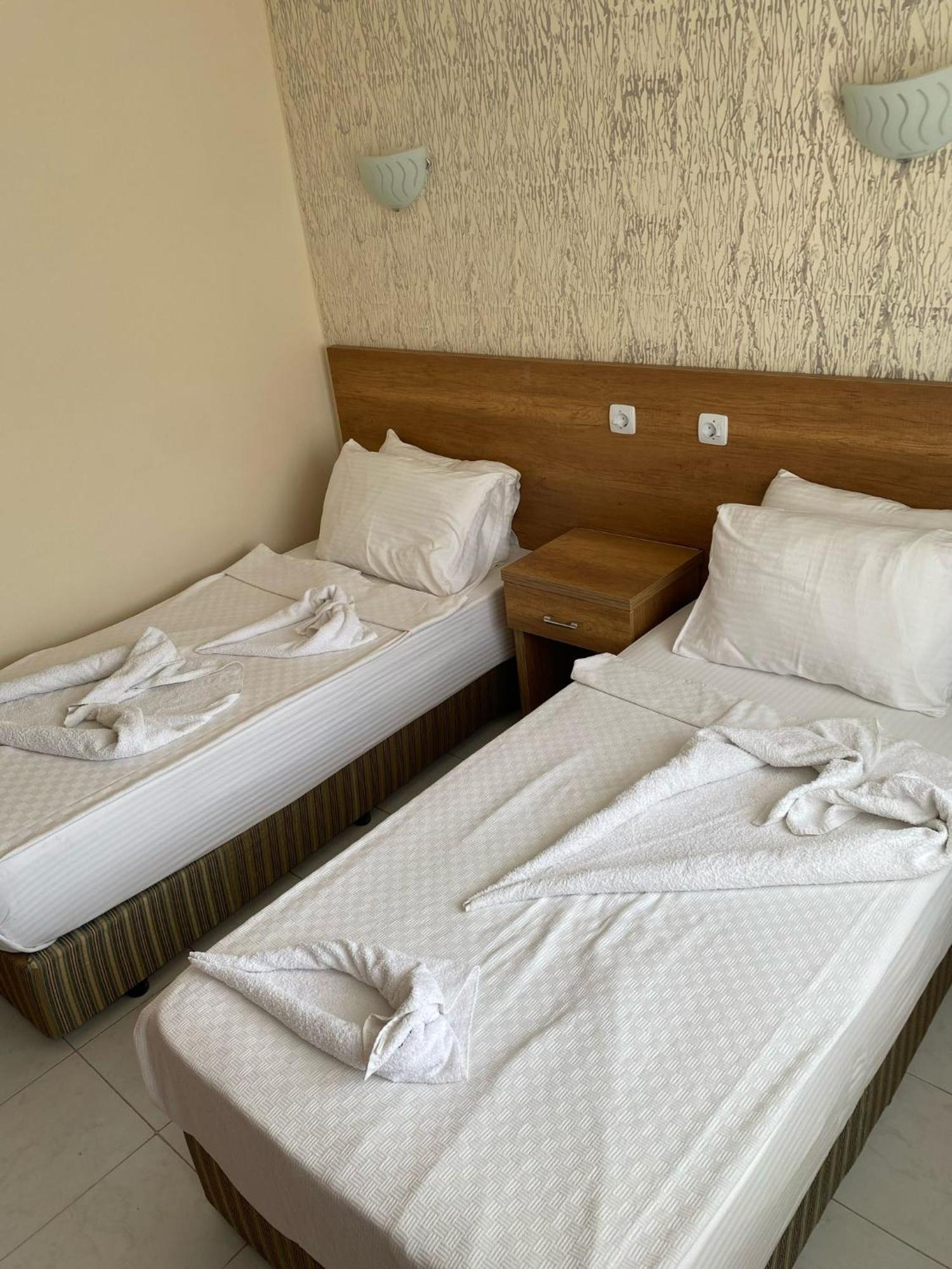Dilhan Hotel Мармарис Екстериор снимка