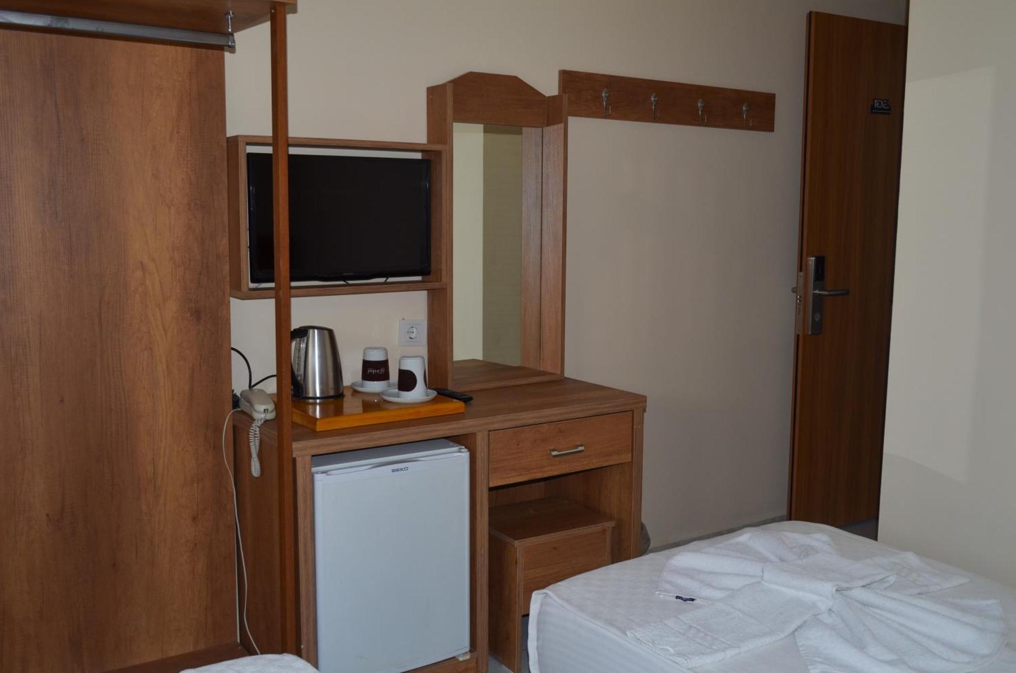 Dilhan Hotel Мармарис Екстериор снимка